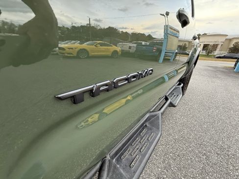 Used 2021 Toyota Tacoma TRD Off-Road image 37