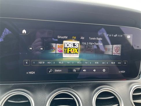 Used 2023 Mercedes-Benz E 350 4MATIC Sedan image 19