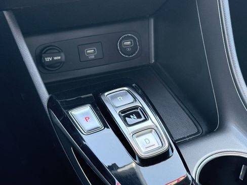 Certified 2023 Hyundai Sonata SEL w/ Preferred Accessory Package image 16