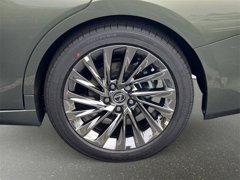 New 2025 Lexus ES 300h w/ Luxury Package image 34