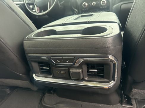 Used 2021 GMC Sierra 2500 AT4 w/ AT4 Premium Plus Package image 9