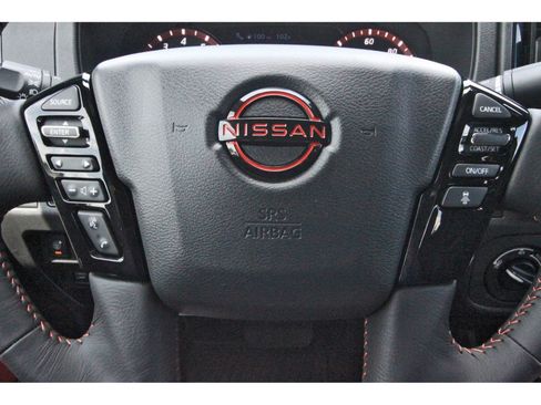 Certified 2025 Nissan Frontier PRO-4X AWD/4WD image 17