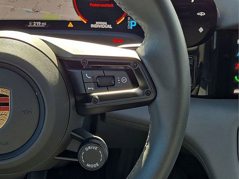 Used 2022 Porsche Taycan 4 Cross Turismo image 20