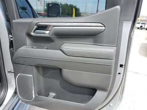 New 2026 Chevrolet Silverado 1500 LTZ w/ LTZ Premium Package AWD/4WD image 12