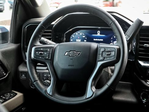 Used 2026 Chevrolet Silverado 2500 ZR2 w/ LPO, Dark Essentials Package AWD/4WD image 18