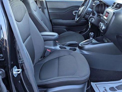 Used 2015 Kia Soul image 24