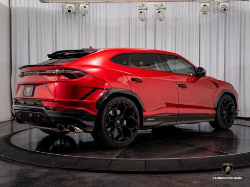 Used 2023 Lamborghini Urus Performante image 22