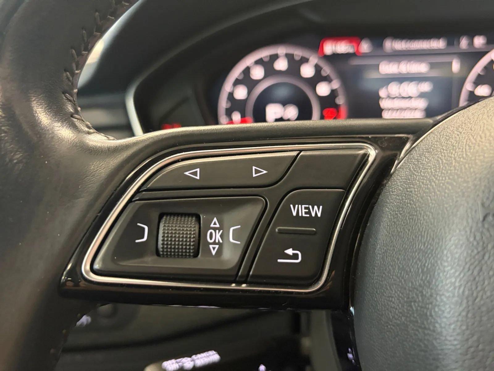 Used 2017 Audi A4 2.0T Prestige w/ Prestige Package AWD/4WD image 30