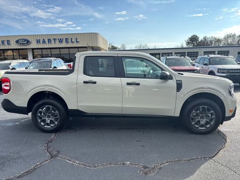 New 2025 Ford Maverick XLT w/ Equipment Group 302A image 25