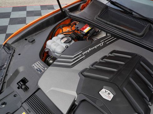 Used 2022 Lamborghini Urus image 79