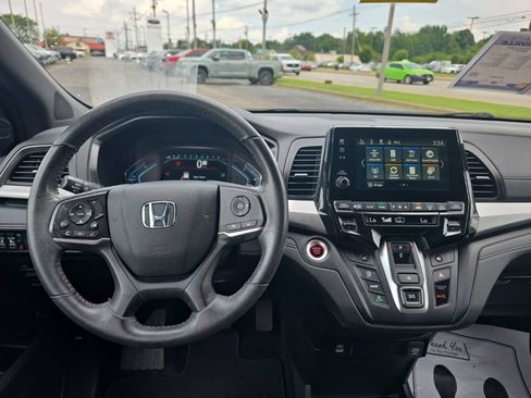Used 2023 Honda Odyssey Sport image 14