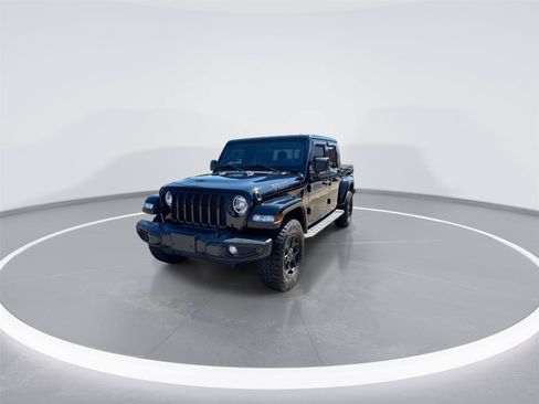 Used 2021 Jeep Gladiator Sport AWD/4WD image 4