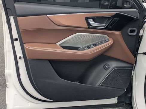 Used 2024 Acura MDX SH-AWD w/ Technology Package image 20