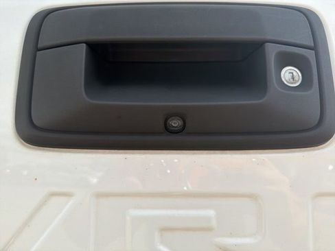 Used 2021 Chevrolet Colorado LT w/ LT Convenience Package image 17