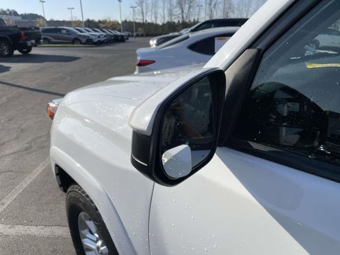 Used 2021 Toyota 4Runner SR5 image 20