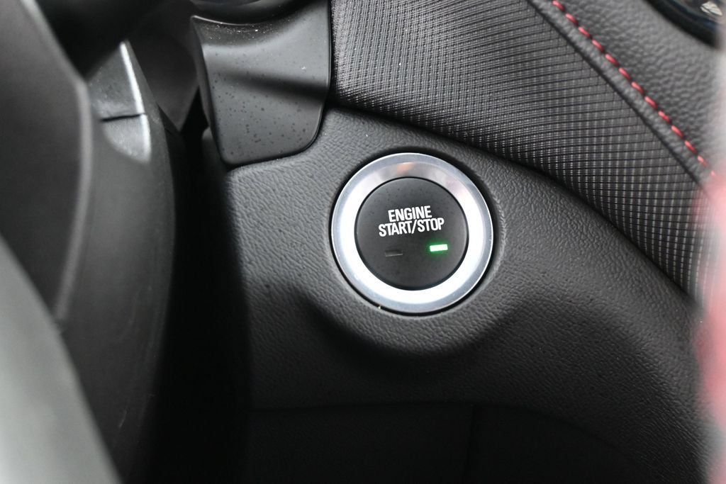 Used 2024 Chevrolet Equinox RS w/ RS Leather Package FWD image 35