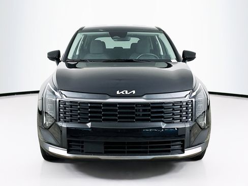 Used 2026 Kia Sportage LX FWD image 2