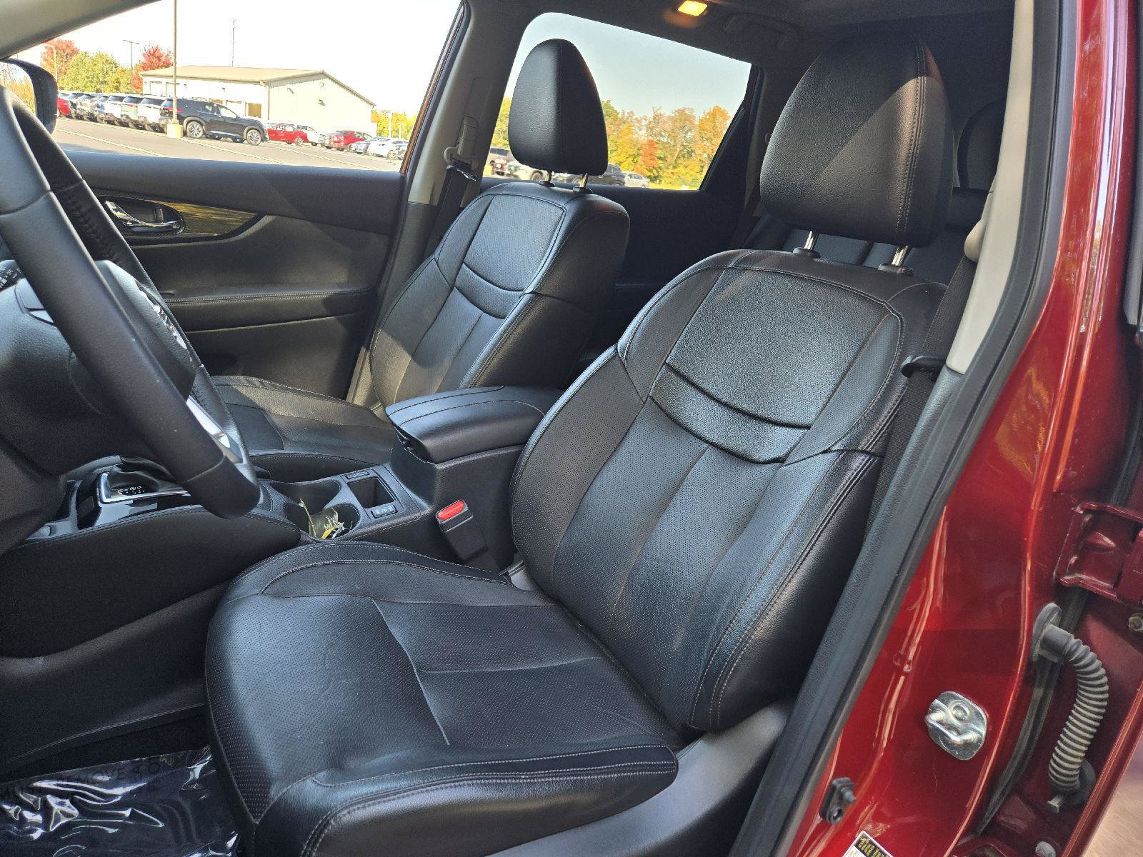Used 2019 Nissan Rogue SL w/ Premium Package AWD/4WD image 13