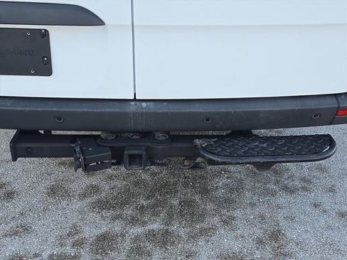 Used 2024 Mercedes-Benz Sprinter 2500 image 11