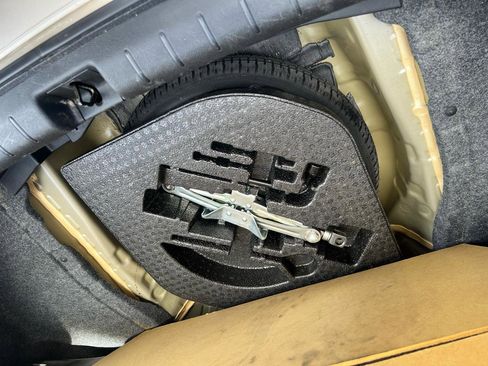 Used 2013 Honda Accord EX-L image 30