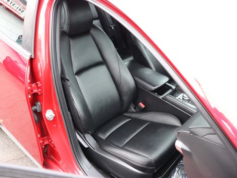 Used 2023 MAZDA MAZDA3 s image 14