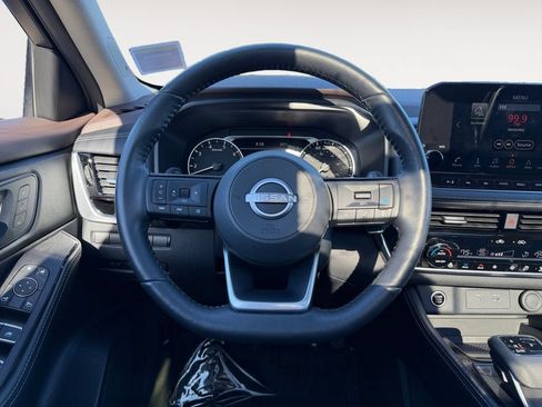 Used 2023 Nissan Rogue SL w/ SL Premium Package AWD/4WD image 13