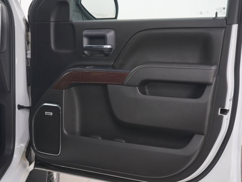 Used 2017 GMC Sierra 1500 SLT AWD/4WD image 12