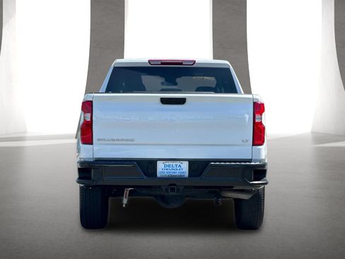 Used 2025 Chevrolet Silverado 1500 LT Trail Boss w/ Protection Package AWD/4WD image 5