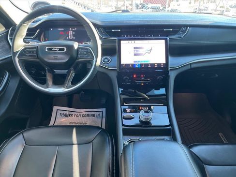 Used 2023 Jeep Grand Cherokee Limited w/ Trailer Tow Prep Group (B) image 6