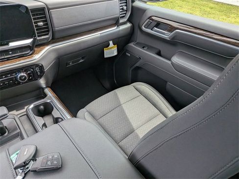 New 2026 GMC Sierra 1500 Elevation w/ Preferred Package image 17