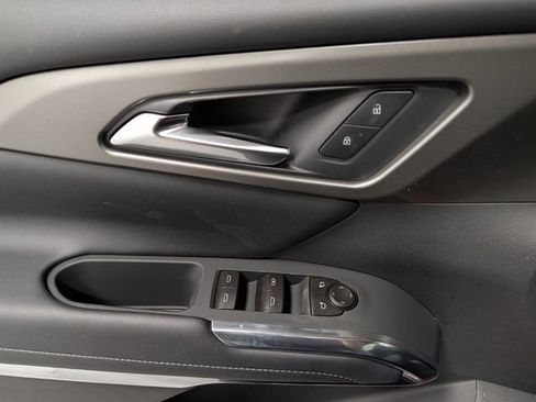 New 2026 Chevrolet Traverse LT image 16