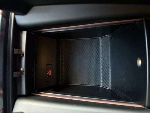 Used 2019 BMW X5 xDrive50i image 14