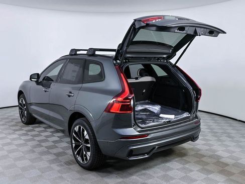Used 2026 Volvo XC60 B5 Plus w/ Protection Package Premier AWD/4WD image 30