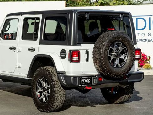 Used 2021 Jeep Wrangler Unlimited Rubicon AWD/4WD image 10