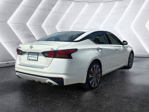 Used 2023 Nissan Altima 2.5 SL FWD image 7