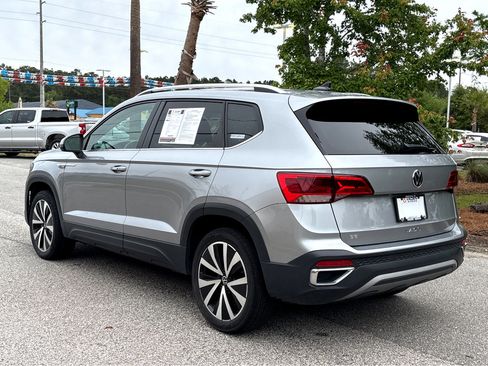 Used 2024 Volkswagen Taos SE FWD image 28