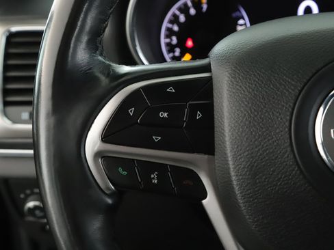 Used 2019 Jeep Grand Cherokee Limited image 10