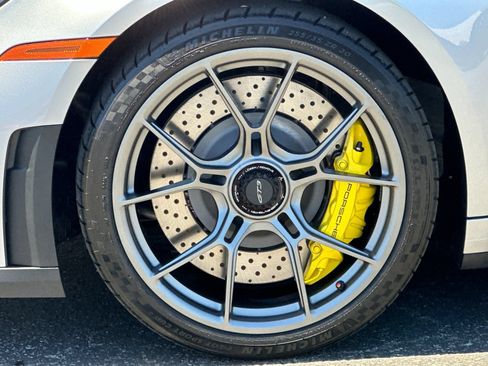 Used 2026 Porsche 911 GT3 RWD image 30