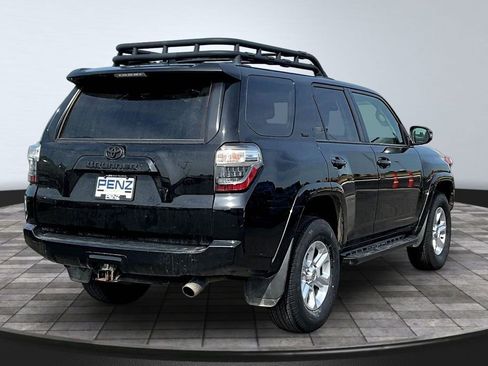 Used 2023 Toyota 4Runner SR5 Premium w/ Moonroof Package AWD/4WD image 6