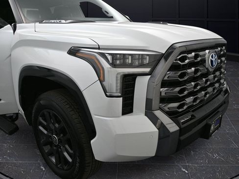 Used 2024 Toyota Tundra Platinum AWD/4WD image 20