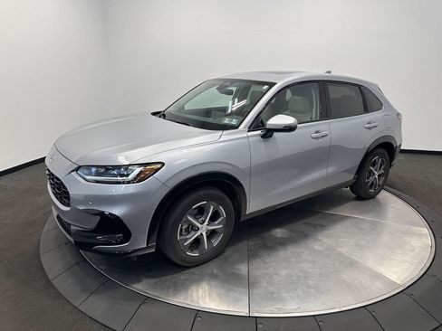 Certified 2025 Honda HR-V EX-L image 4