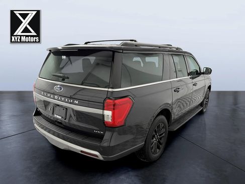 Used 2024 Ford Expedition Max XLT image 6
