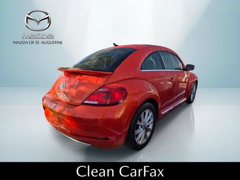 Used 2018 Volkswagen Beetle 2.0T SE FWD image 4