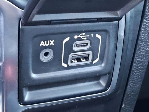 Used 2021 Jeep Gladiator Overland image 29