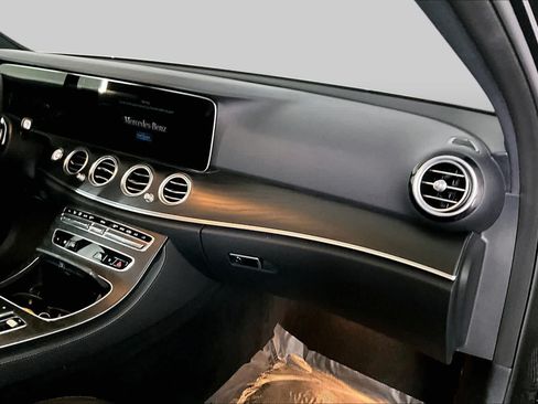 Certified 2023 Mercedes-Benz E 350 4MATIC Sedan image 19