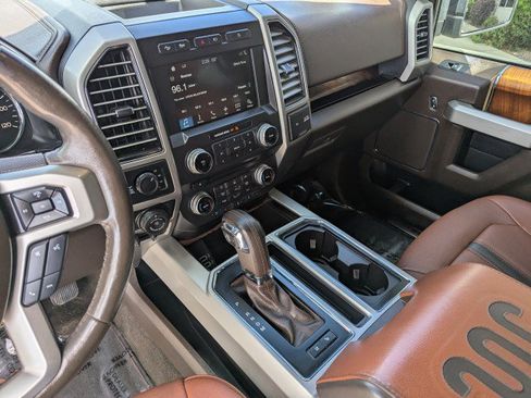 Used 2018 Ford F150 King Ranch w/ Equipment Group 601A Luxury AWD/4WD image 21