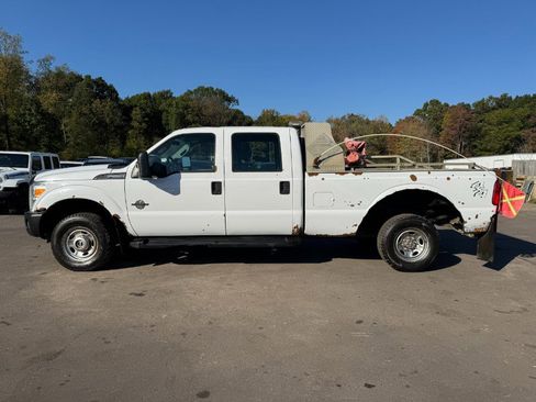 Used 2014 Ford F350 XL image 2
