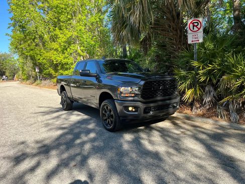 Used 2022 RAM 2500 Big Horn w/ Level C Equiment Group AWD/4WD image 2