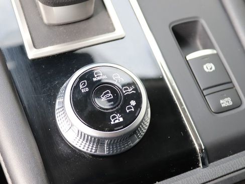 Used 2022 Mitsubishi Outlander ES image 14