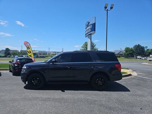 Used 2024 Ford Expedition XLT AWD/4WD image 1